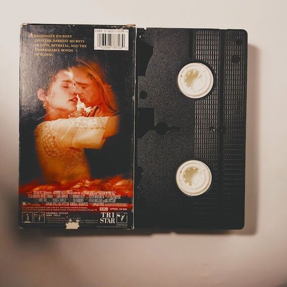 Legends of the Fall 1995 VHS Movie Brad Pitt Drama Romance - Picture 2 of 2